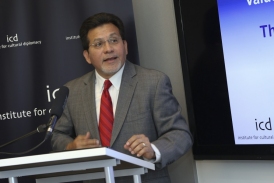 Alberto Gonzales.jpg