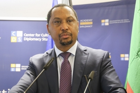 Aliou_Barry_001.jpg