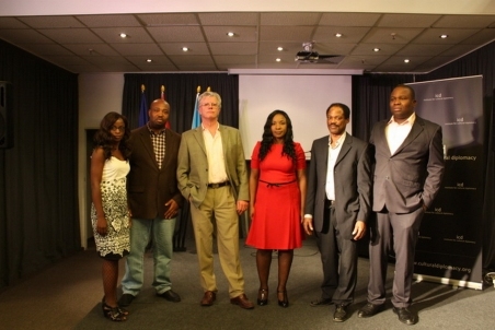 094.jpg