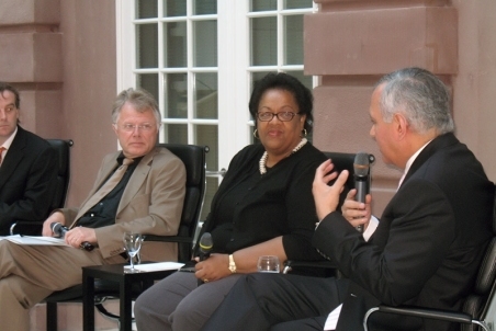 200806 ISCD 04 Panel Discussion IMG_1812.jpg