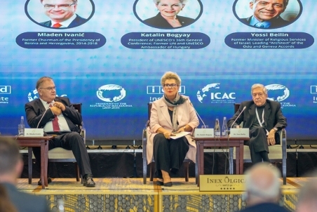 Katalin Bogyay02.jpg