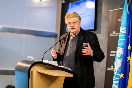 Elmar_Brok_Annual2016.JPG