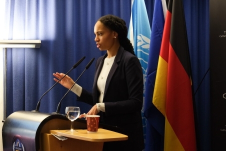 EconomicForum098.jpg