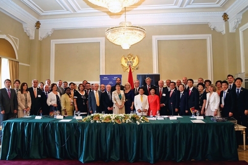 2014-07-montenegro.jpg