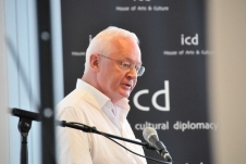 104.jpg
