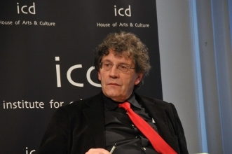 Luc Reychler.jpg