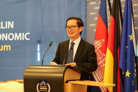 SokHourHong01.jpg
