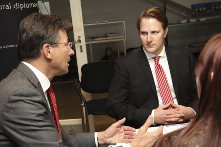 2014_03 BIEC 140.jpg