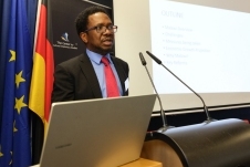 EconomicForum169.jpg