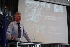 2011_09 Sino-Global Discourse 067.jpg